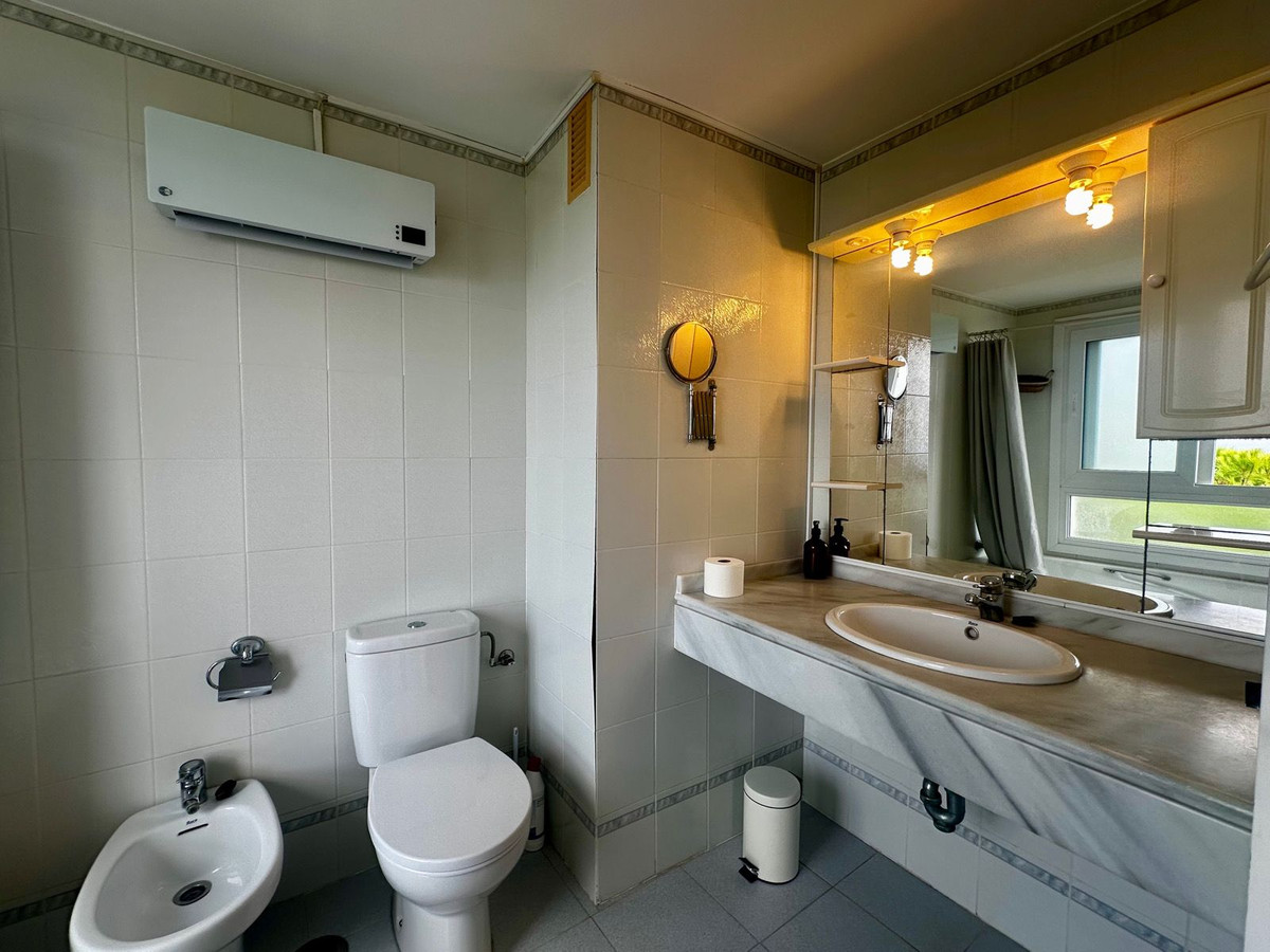 5c59eb487d596e81b8df53491f635e0a - 20