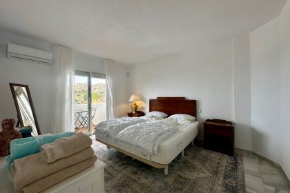 5c59eb487d596e81b8df53491f635e0a - 21