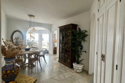 5c59eb487d596e81b8df53491f635e0a - 23