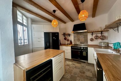 5c59eb487d596e81b8df53491f635e0a - 4