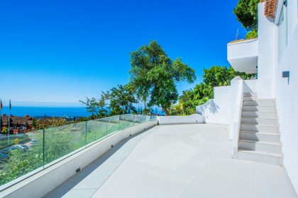 5c6e39bc8e577d0ed822517e979bda75 - 1