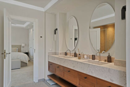 5ca21f1363edc2c4747dcb5d6d1305b7 - 18