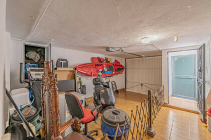 5d7355b39a79b16dbb5c308942476dca - 17