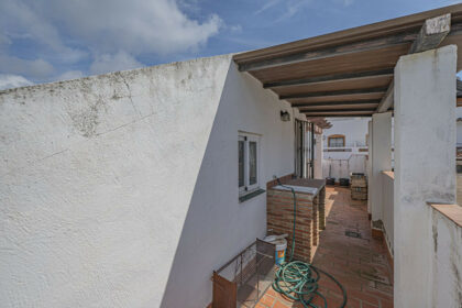 5d7355b39a79b16dbb5c308942476dca - 21