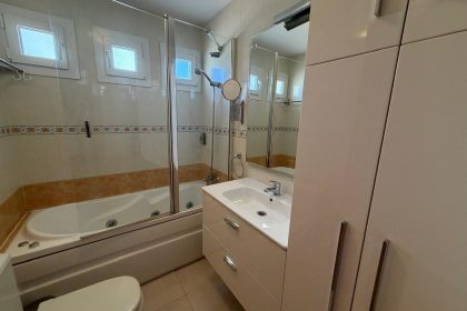 5d9dc5670961f65ac8e5f4e583393d7a - 9