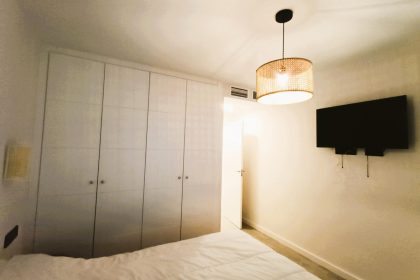 5da1e49b89578e3d40fa1b49b385a83e - 9