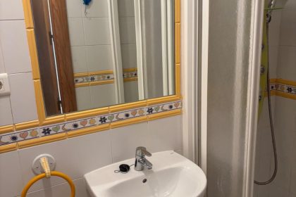 5dd1bf7b25bd49e62c7cd278d17c7d0c - 28