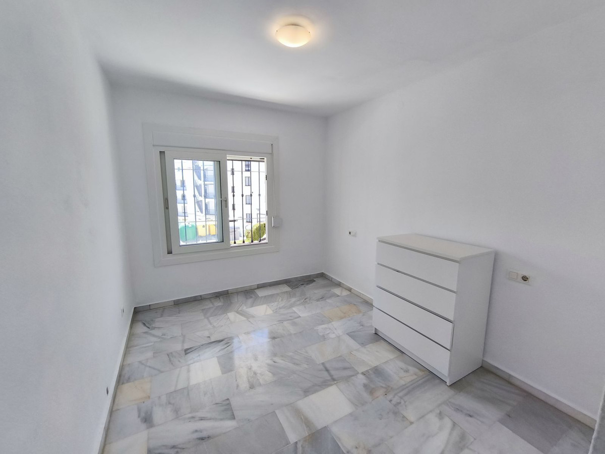 5e1b52ce9634459586778c1c1effaaa6 - 11