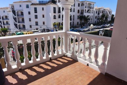 5e1b52ce9634459586778c1c1effaaa6 - 5