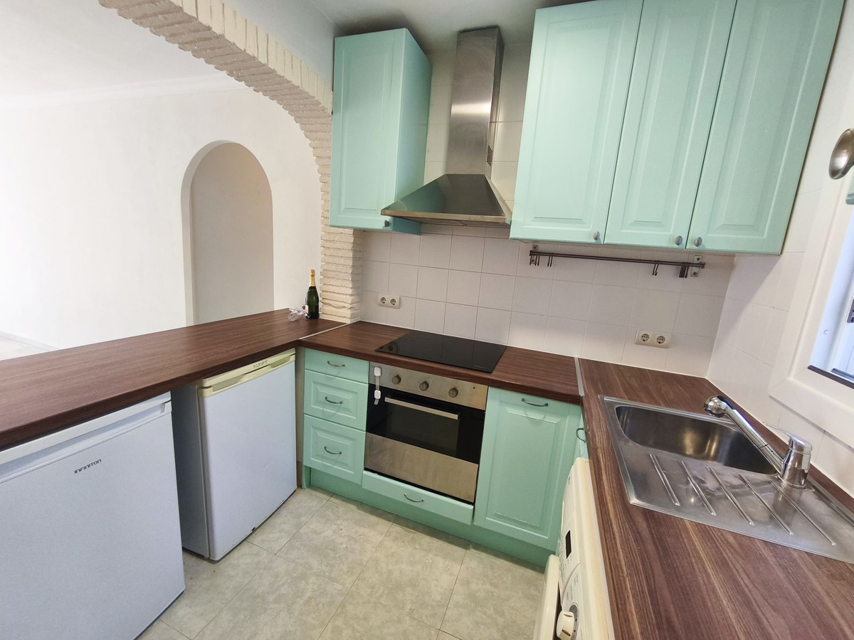 5e1b52ce9634459586778c1c1effaaa6 - 8