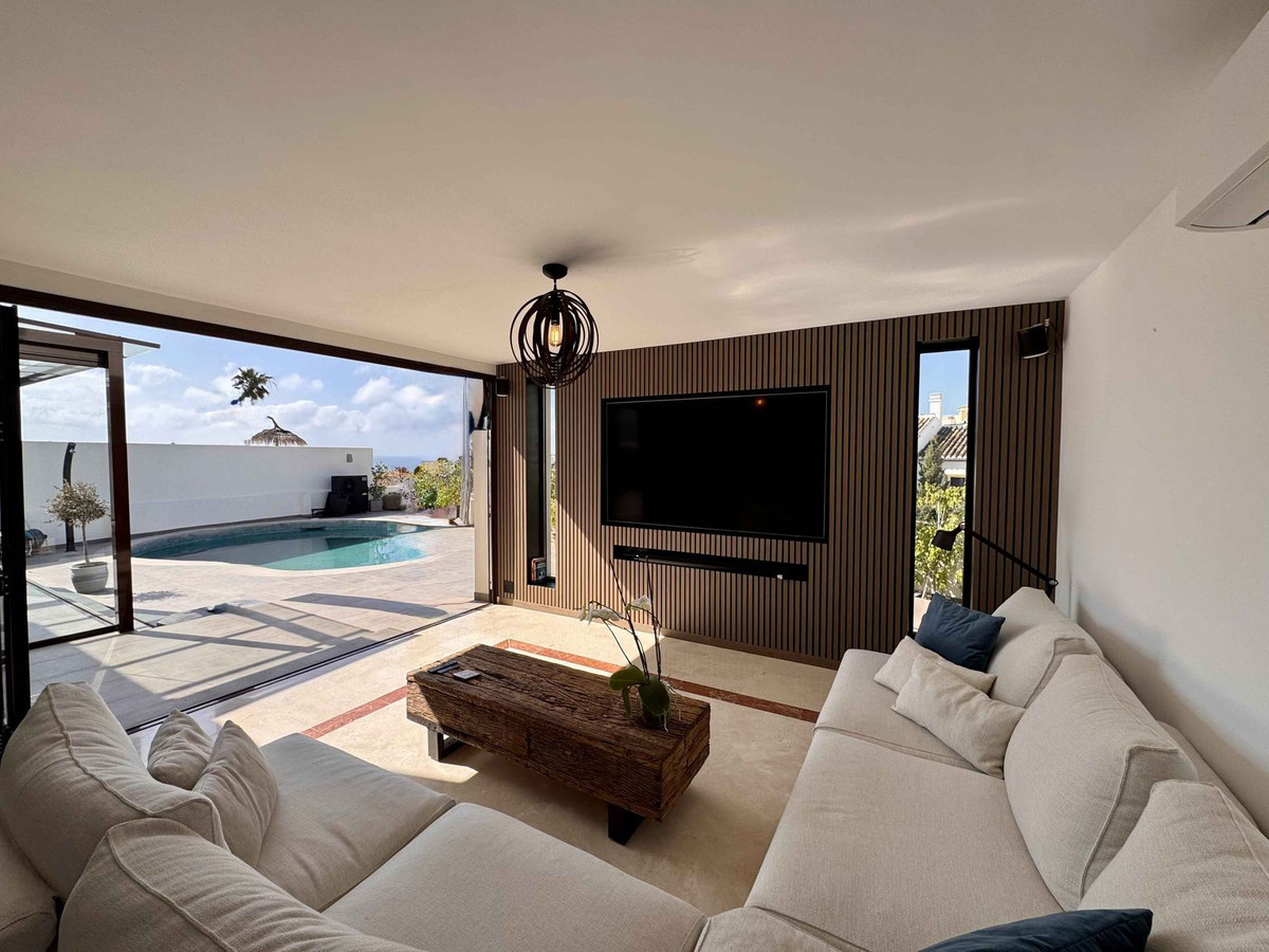 5ec702c7c46fa80f94954cd7d290abe6 - 14