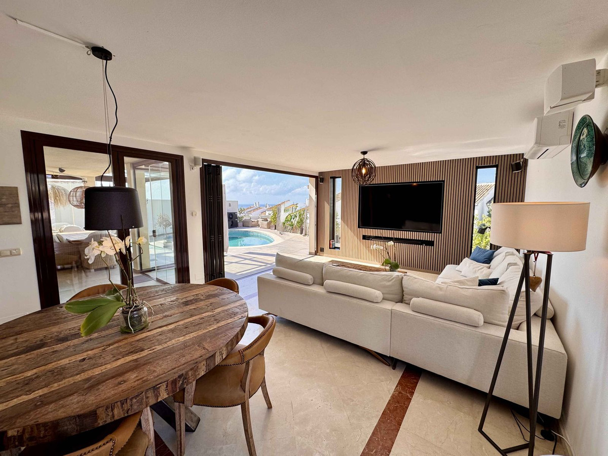 5ec702c7c46fa80f94954cd7d290abe6 - 15