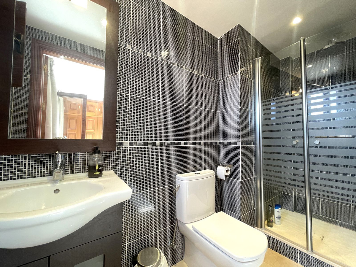 5ec702c7c46fa80f94954cd7d290abe6 - 27