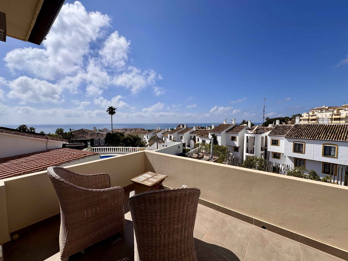 5ec702c7c46fa80f94954cd7d290abe6 - 40