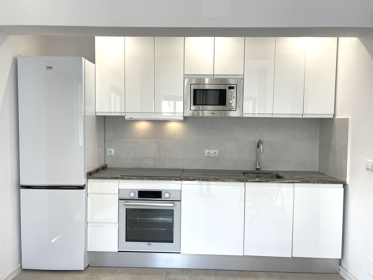 5ec702c7c46fa80f94954cd7d290abe6 - 43