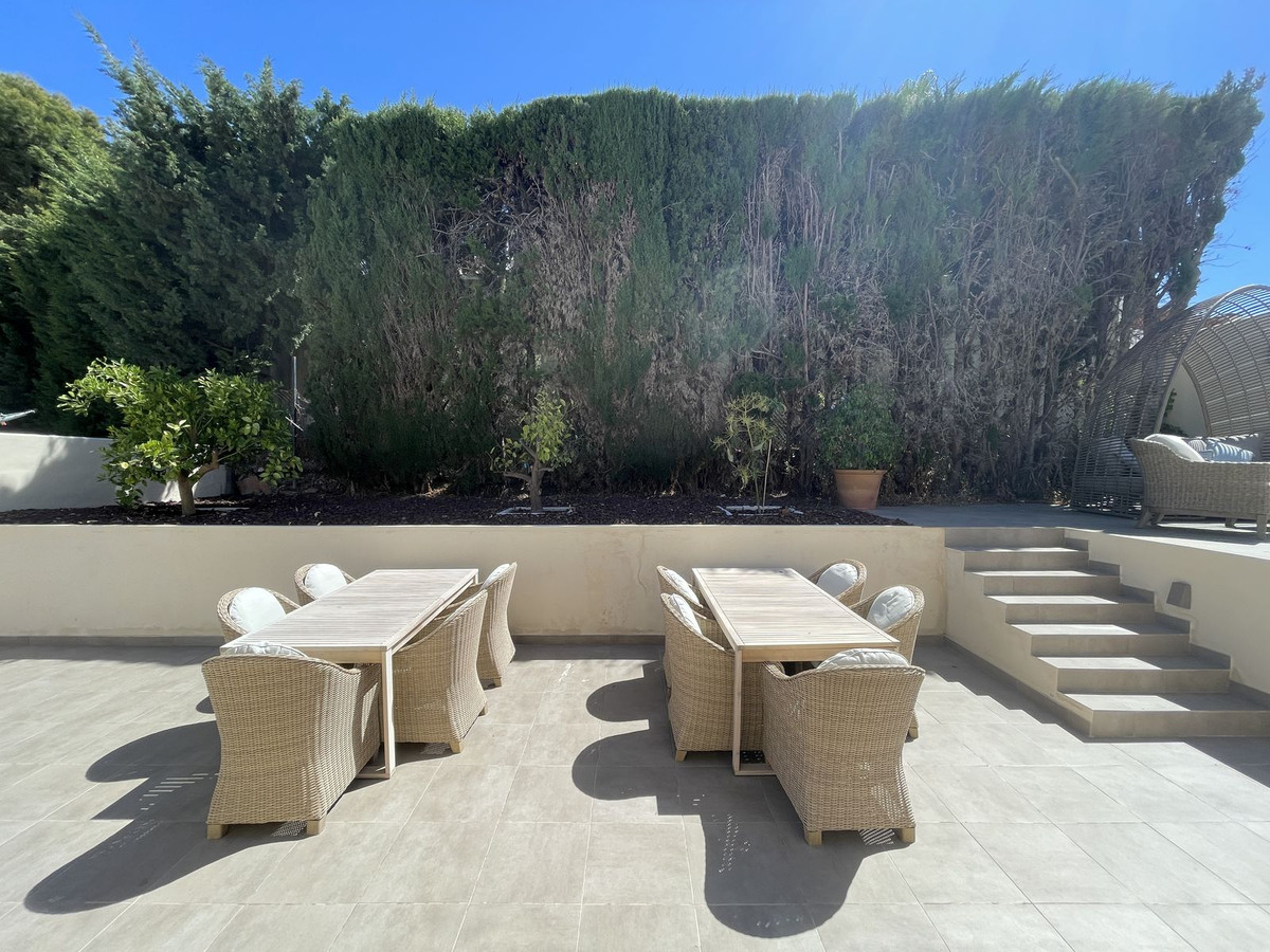 5ec702c7c46fa80f94954cd7d290abe6 - 48