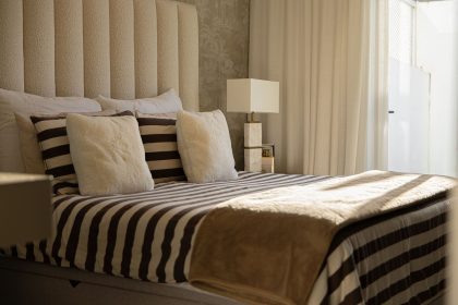 5f255618730973a4885795bd11355930 - 23