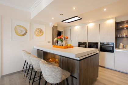 5f255618730973a4885795bd11355930 - 5