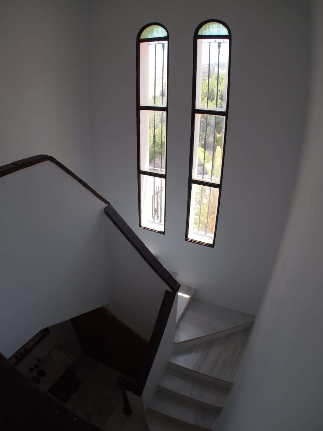 5f9e82add9c268496fa93c63f1392792 - 13