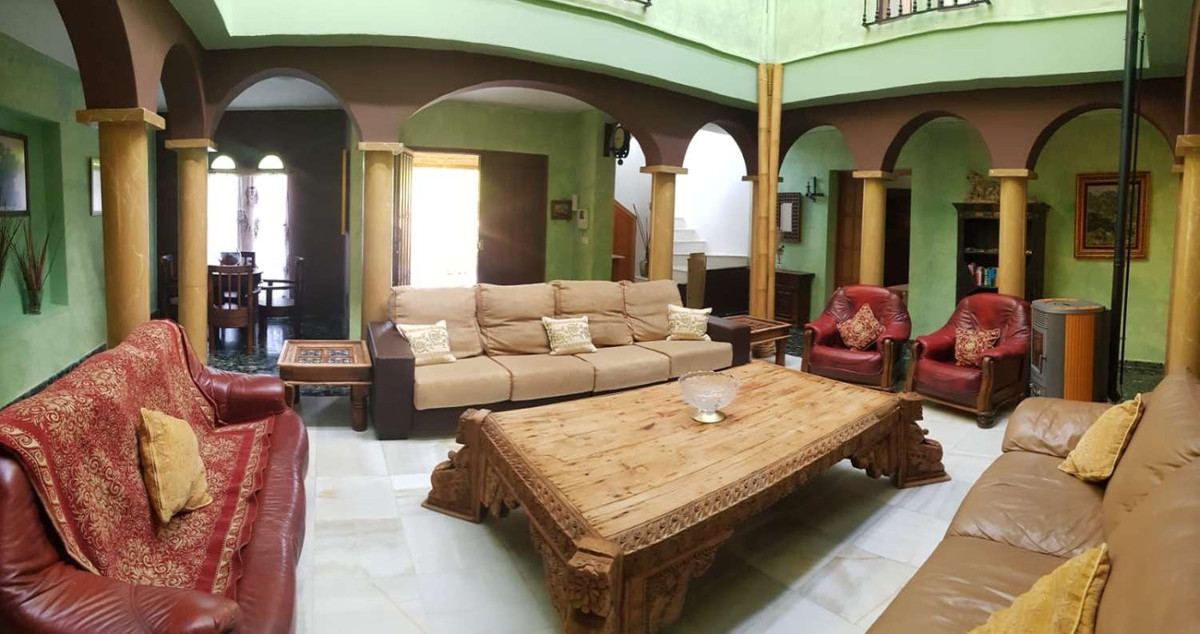 5f9e82add9c268496fa93c63f1392792 - 4