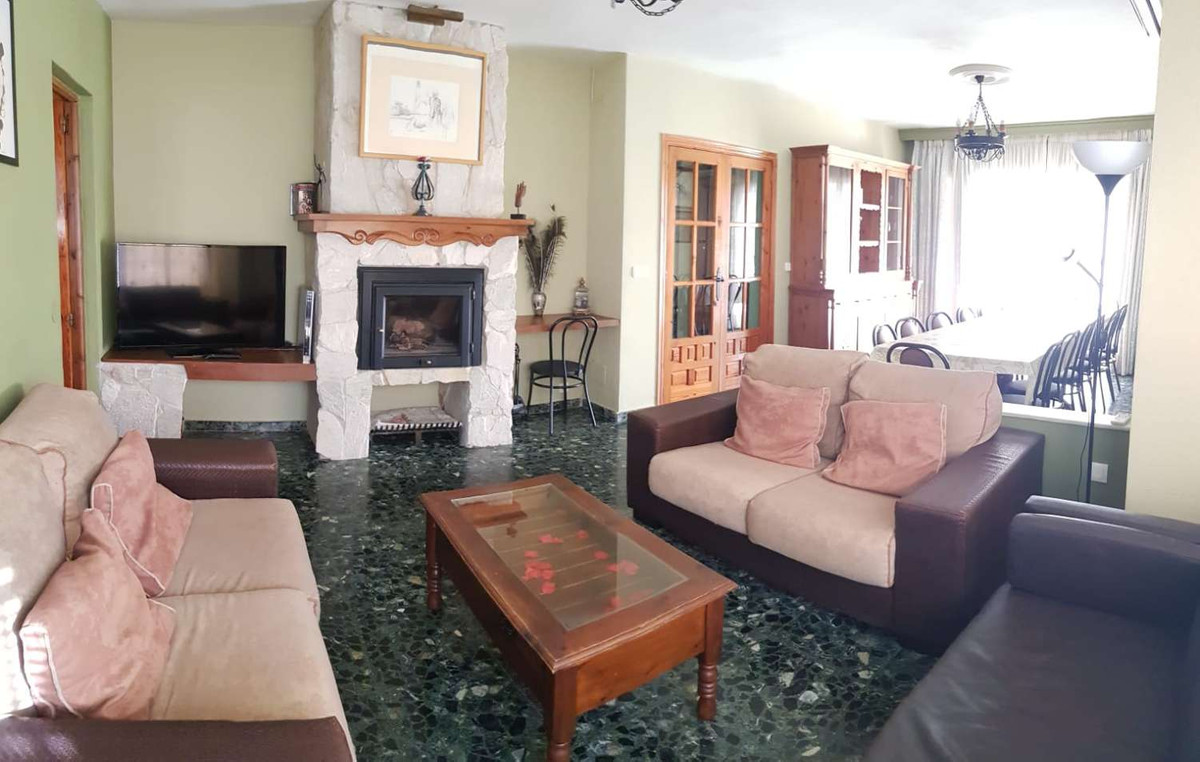 5f9e82add9c268496fa93c63f1392792 - 9