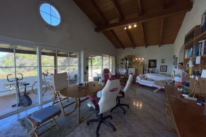 5fdcafc2d49dc3e7a28715db43d25e7f - 21