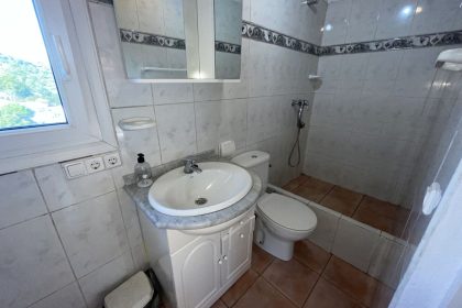 5fdcafc2d49dc3e7a28715db43d25e7f - 23