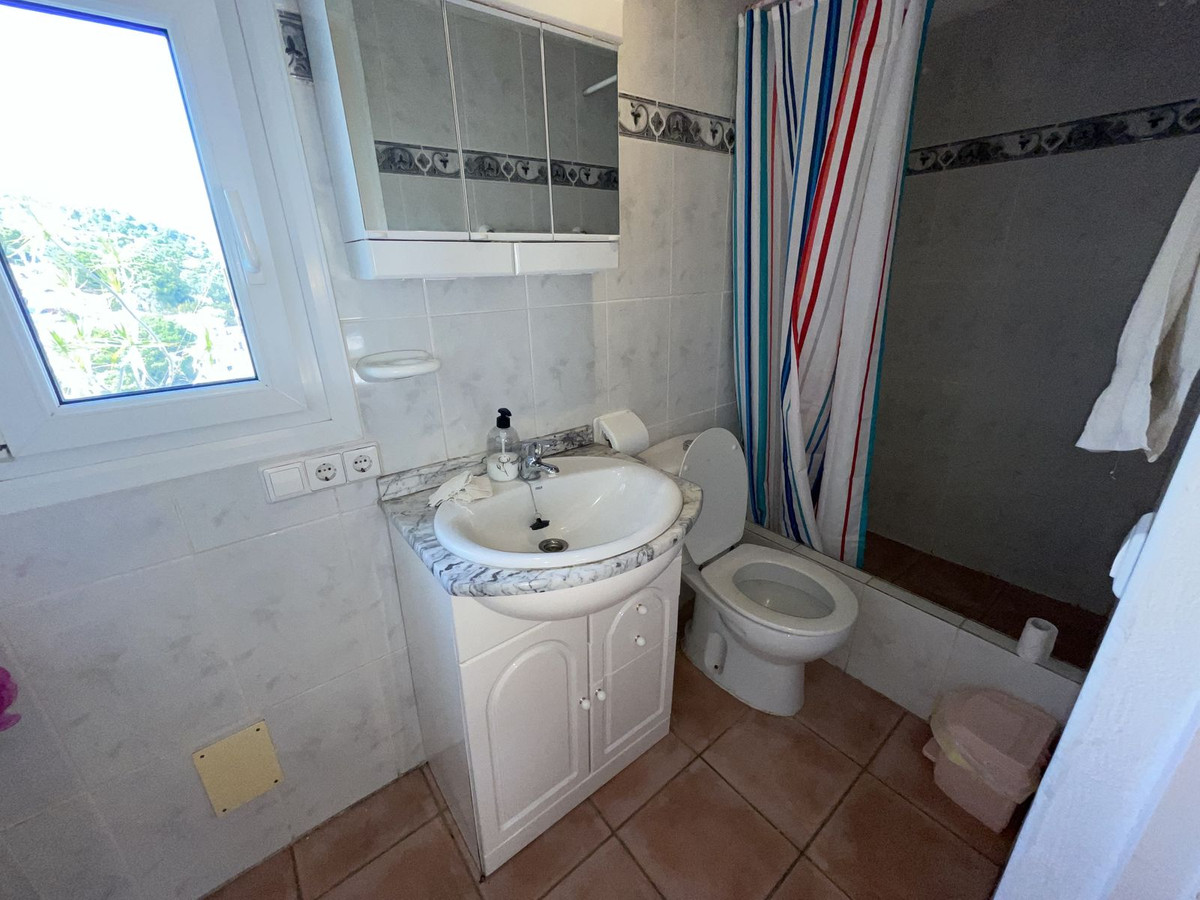 5fdcafc2d49dc3e7a28715db43d25e7f - 26