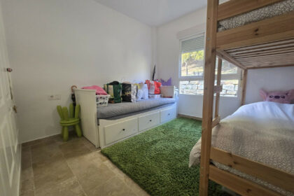 607057f1af6fb00acd0122d959eb1f5a - 10