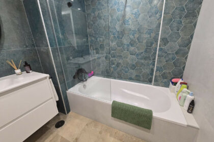 607057f1af6fb00acd0122d959eb1f5a - 13