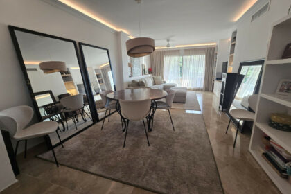 607057f1af6fb00acd0122d959eb1f5a - 15