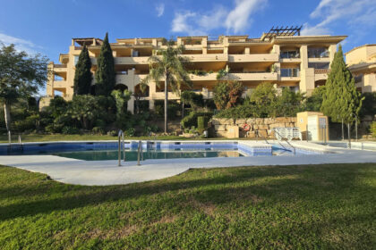 607057f1af6fb00acd0122d959eb1f5a - 2