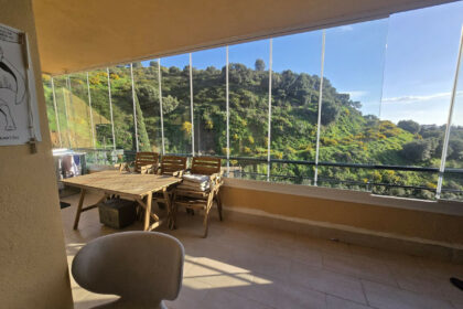 607057f1af6fb00acd0122d959eb1f5a - 27