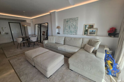 607057f1af6fb00acd0122d959eb1f5a - 3