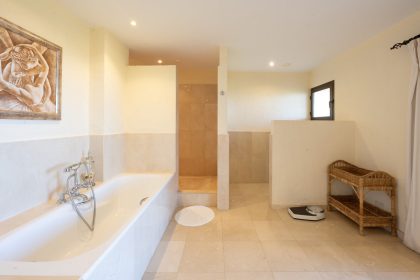 60b57a8226226ba6a0371bfb7290d5c2 - 24