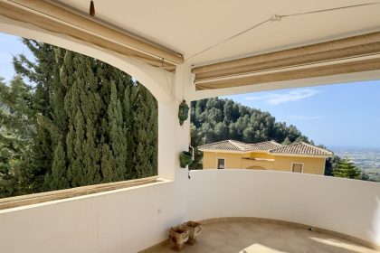 6124ffc58439e21b2d2d28af3eed06fc - 19