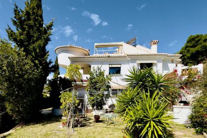 6124ffc58439e21b2d2d28af3eed06fc - 2