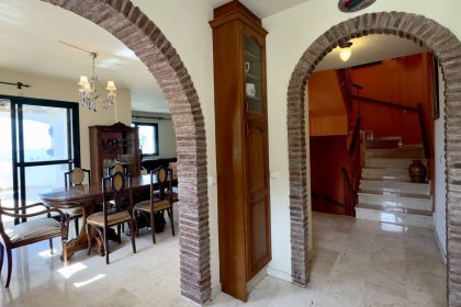 6124ffc58439e21b2d2d28af3eed06fc - 24