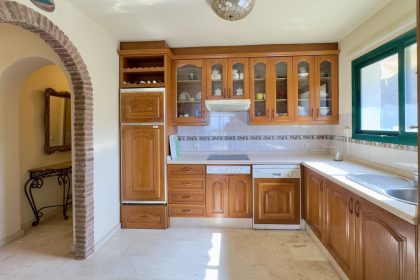 6124ffc58439e21b2d2d28af3eed06fc - 25