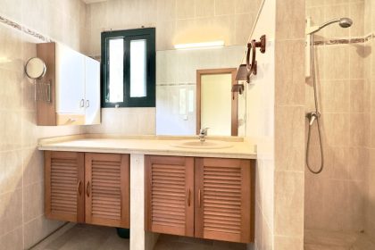 6124ffc58439e21b2d2d28af3eed06fc - 45