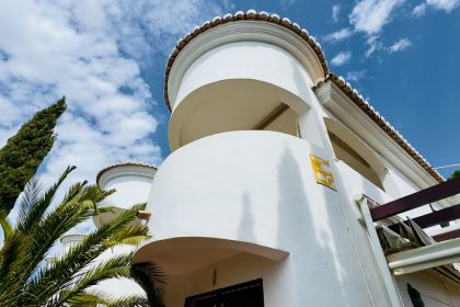 6124ffc58439e21b2d2d28af3eed06fc - 6