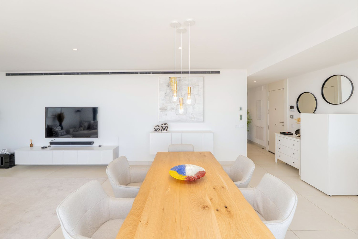 620aeebd71d197c27e06c3c0929bde00 - 11