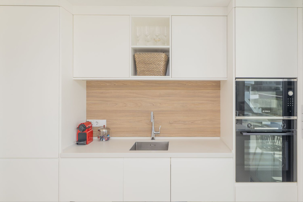 620aeebd71d197c27e06c3c0929bde00 - 13