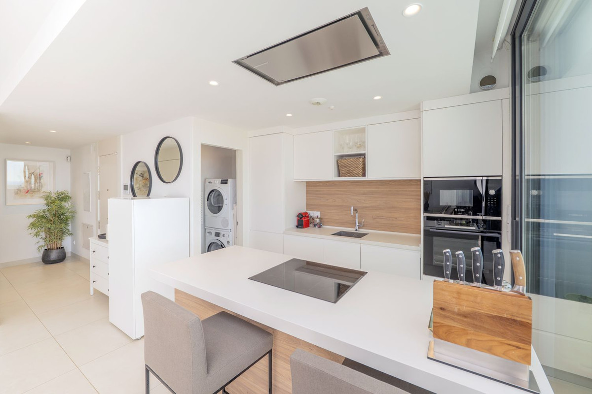 620aeebd71d197c27e06c3c0929bde00 - 14