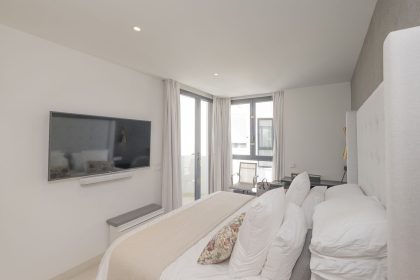 620aeebd71d197c27e06c3c0929bde00 - 28