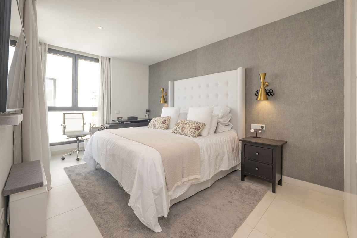 620aeebd71d197c27e06c3c0929bde00 - 29