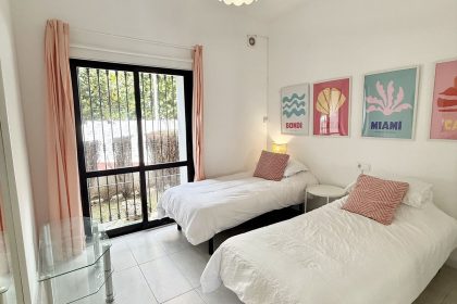 62545d0aee09fd6b1c1931c72504dc2a - 9