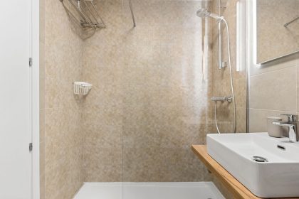 629365eff2e2b4d4b2c264badec54aa8 - 24