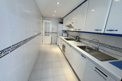 62da5afa06bd5fc933e562de7b35595e - 12