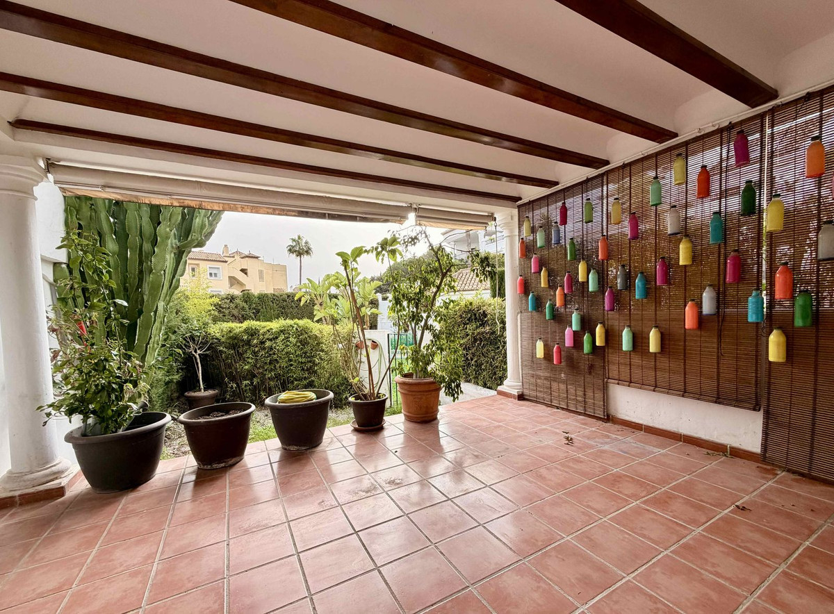 6320c8264ed43df76072a03793c055d0 - 2